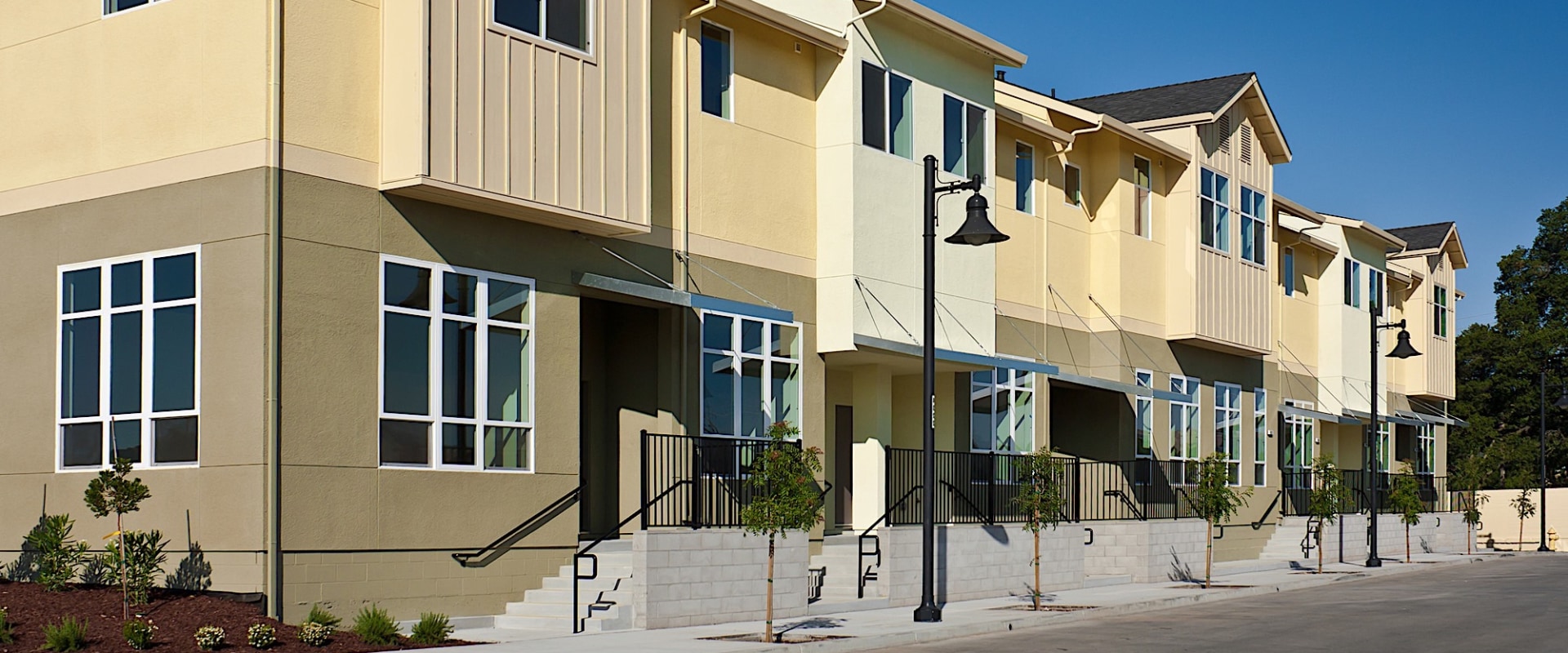 Investing in Large Multifamily Notes